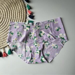 Victoria's Secret No-Show Hiphugger Panty Tinted Lilac Floral Small NEW